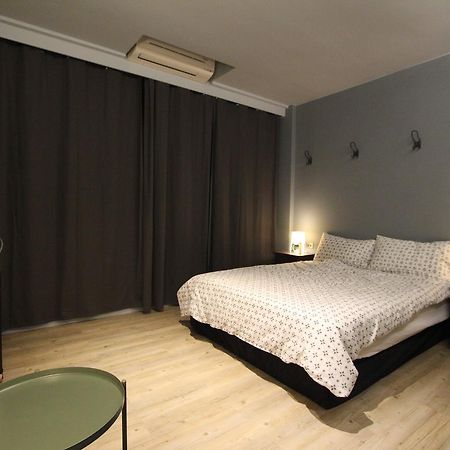 Midtown Retreat Appartamento Taipei Esterno foto