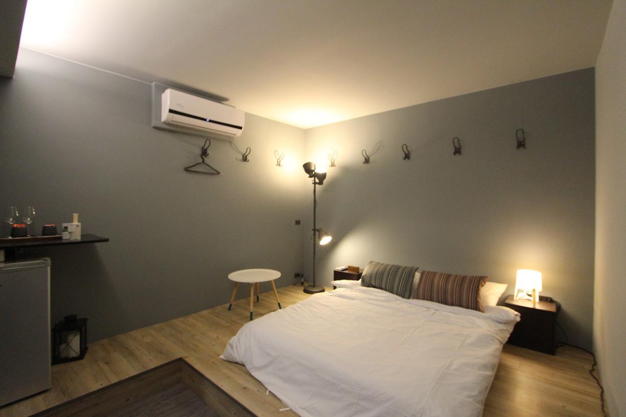Midtown Retreat Appartamento Taipei Esterno foto